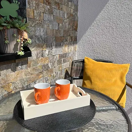 Velles アパート *